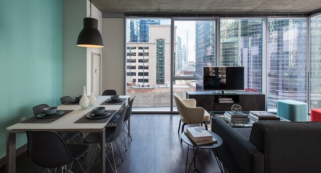 Photo - 212 W Washington St Unit 1403