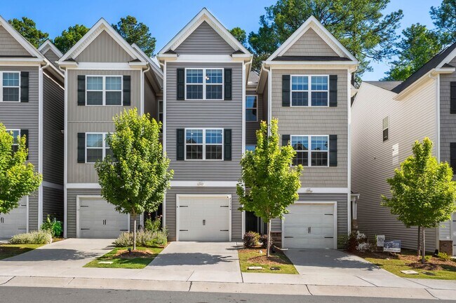Photo - Gorgeous Three Level Townhouse At Trevino Townes