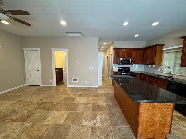 2808 121st Ave SE Unit 1