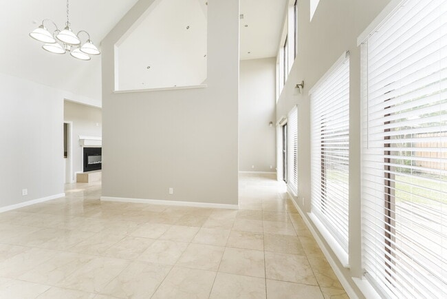 Photo - 10722 Shawnbrook Dr