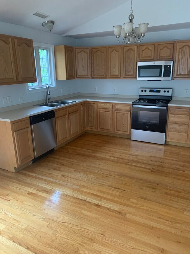 Kitchen - 37 Northboro St