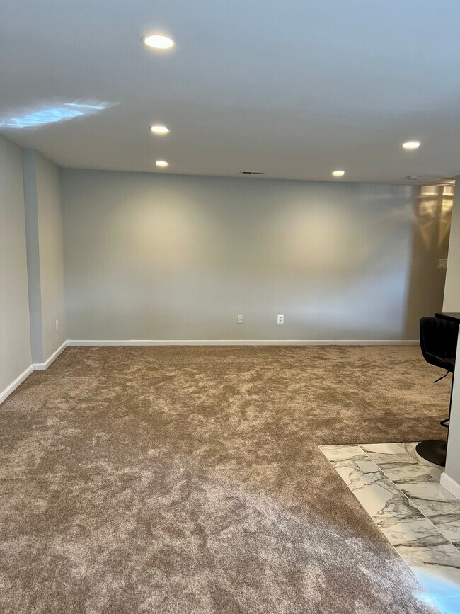 Photo - 3053 Pony Ridge Turn Unidad B- Private 1BR