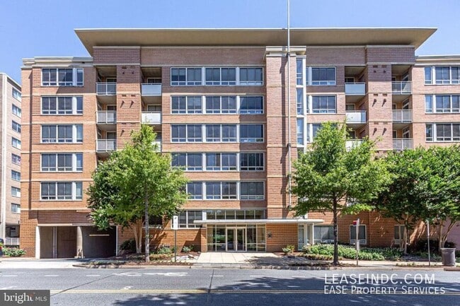 Photo - 355 I St SW Apartment Unit #301