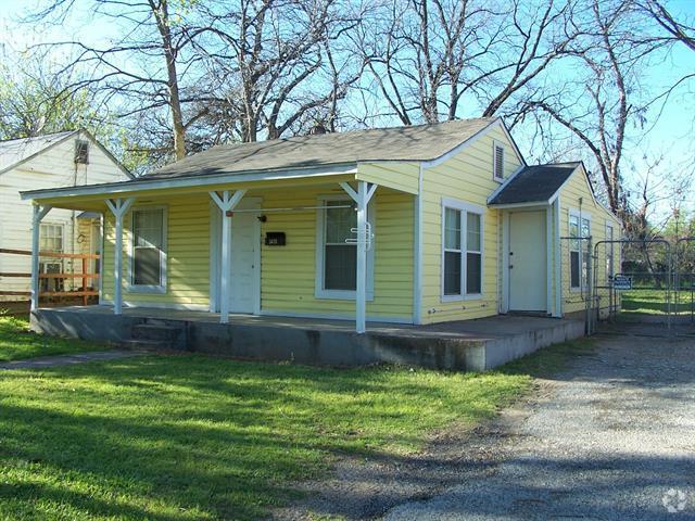 Building Photo - 3433 Nies St Rental