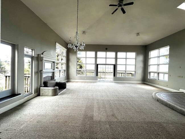 Photo - 3747 Trinity St Unidad 3747 Trinity [PRM: Henry]