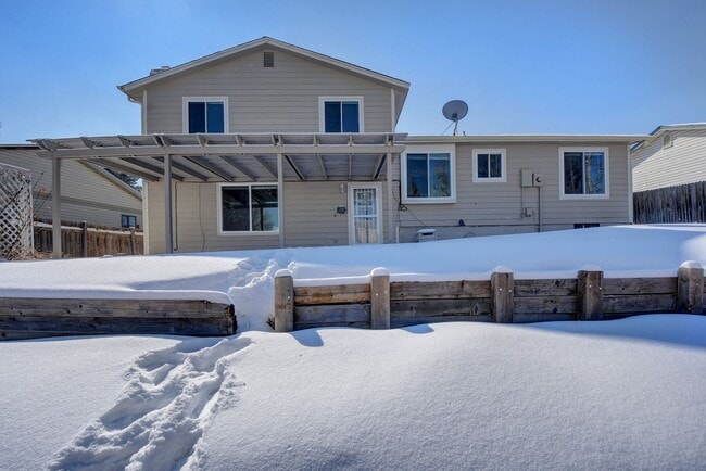 Photo - 4 bedroom, 3 bath home with 2 car garage