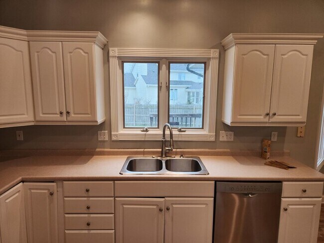 Photo - 13500 Sheridan Ave