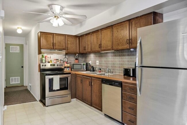 Photo - 240 E 400 N Unit 16