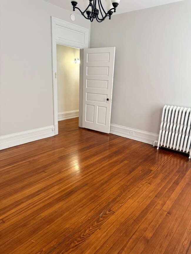 148 W High St Unit 1