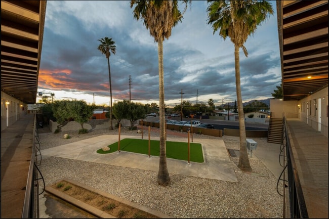 Photo - 4302 E Bellevue St Unit Z