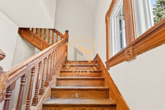 Photo - 503 N Michigan St Unit Upper