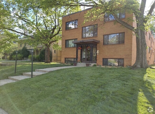 Building Photo - 2210 Pillsbury Ave Unit 7E Rental