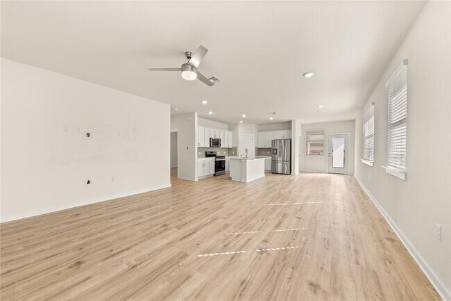 Photo - 13809 Lubeck Dr
