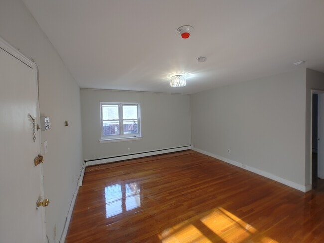 Building Photo - 50 Saint Stephen St