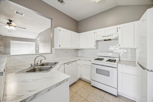 Photo - 9438 Rippling Fields Dr