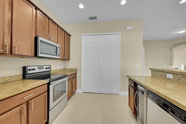 Photo - 12805 NW 83rd Ct