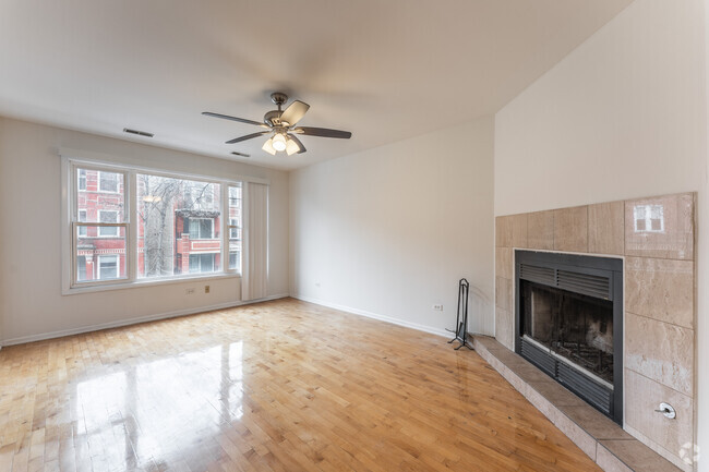 Building Photo - 845 N Hoyne Ave Unit 2 Rental