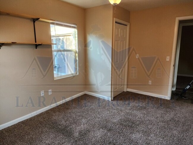 Photo - 1256 N 6th St