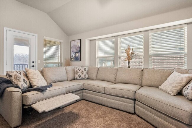 7243 Neblina Dr Unit SI FL2-ID1301593P