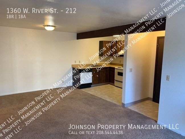 Photo - 1360 W River St Unidad 212