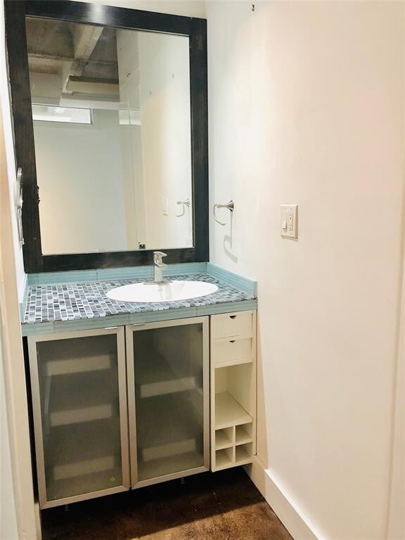 Photo - 2016 Main St Unit 1822