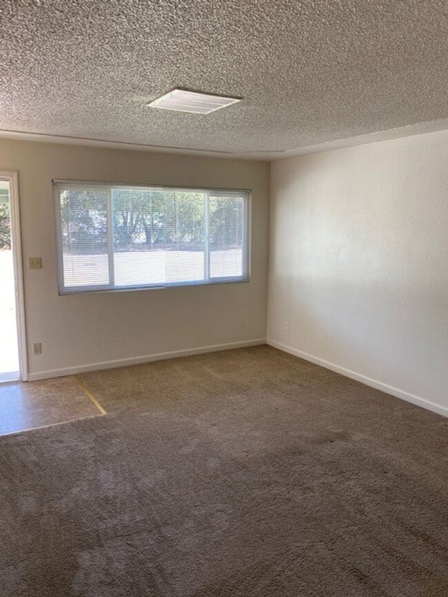 Photo - HE281 Unit A