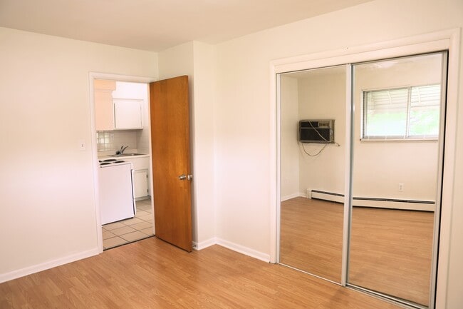 Photo - 4308 W 13 Mile Rd Unit #1
