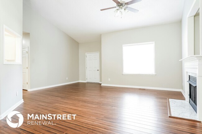 Photo - 292 Tomahawk Dr