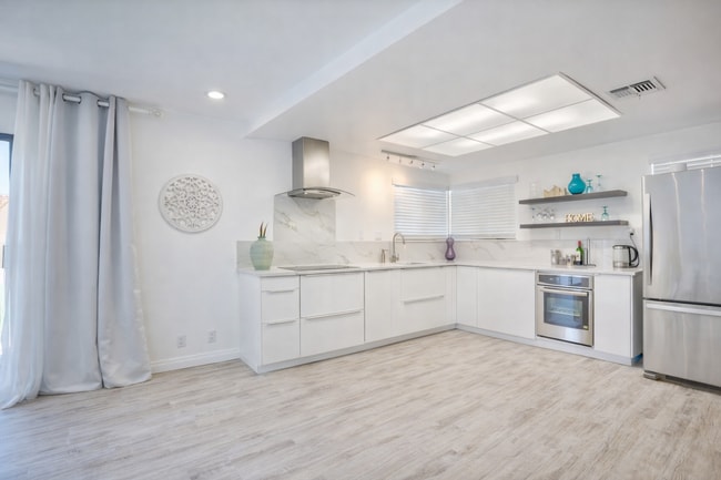 Photo - 1966 Rockledge Dr