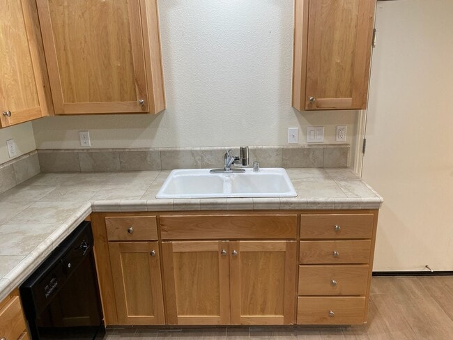 Photo - 3058 Bright St Unit 3058