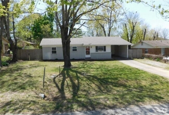 Building Photo - 37 Centerwood St Rental