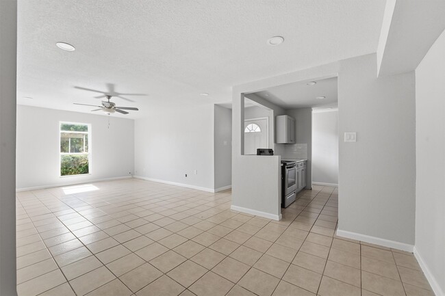 Photo - 5667 Birchmont Dr Unit F