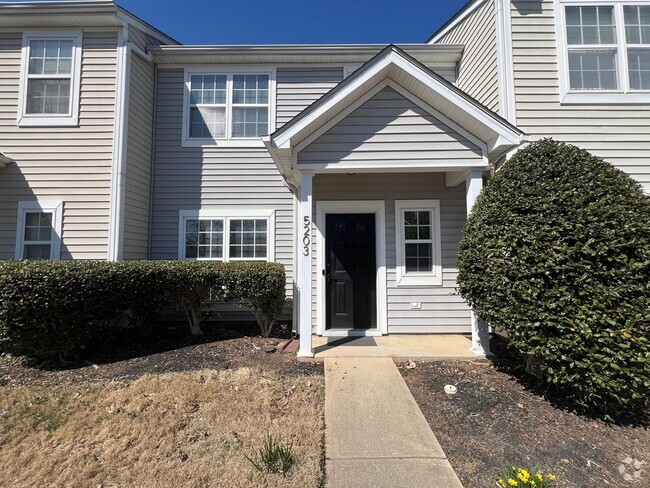 Building Photo - Charming 2BD, 2.5BA Raleigh Townhome in an...