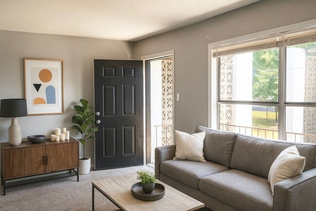 Building Photo - 1137 Whitaker Dr