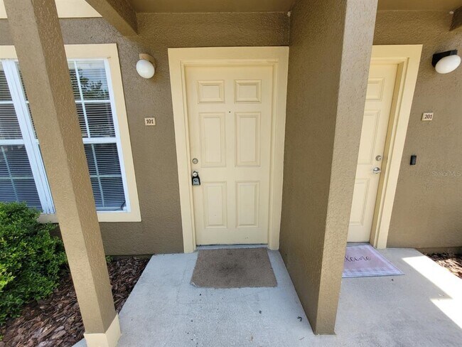 Photo - 5914 Willow Ridge Dr Unidad 101