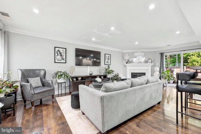Photo - 1750 Oakwood Terrace