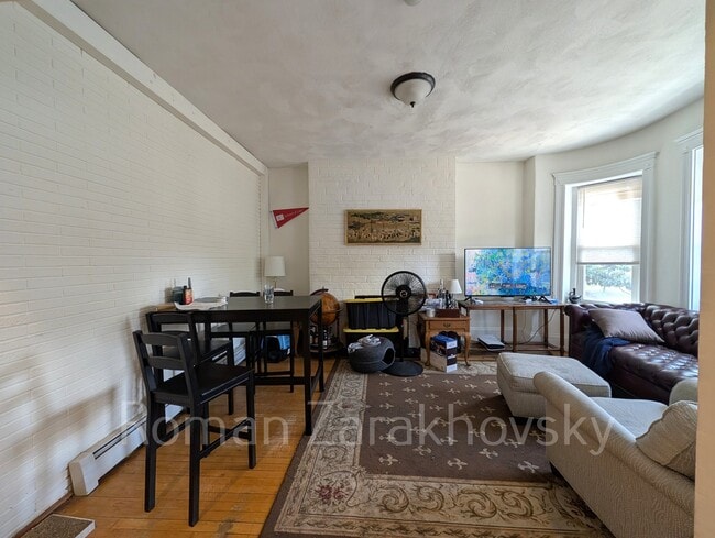 1322 Commonwealth Ave Unit 5A
