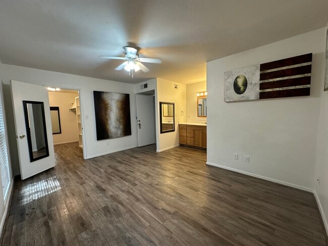 Photo - 3705 S Terrace Rd Unit Ensuite