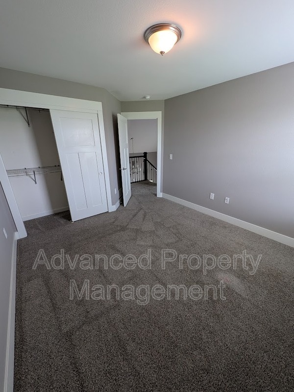 Photo - 1520 Foxwood Pass