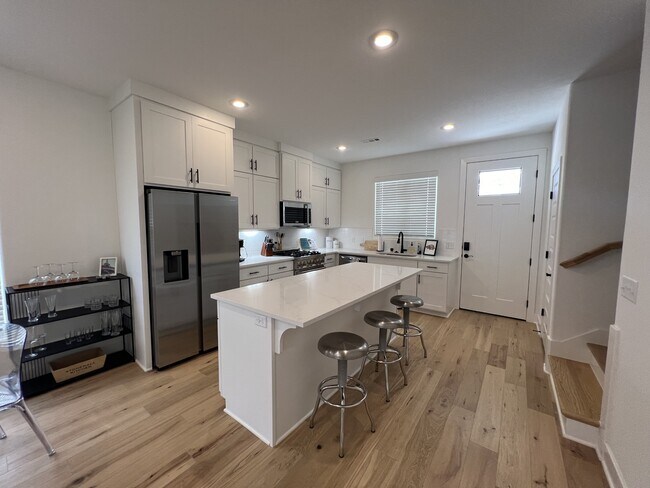 Photo - 1326 Van Buren Ave