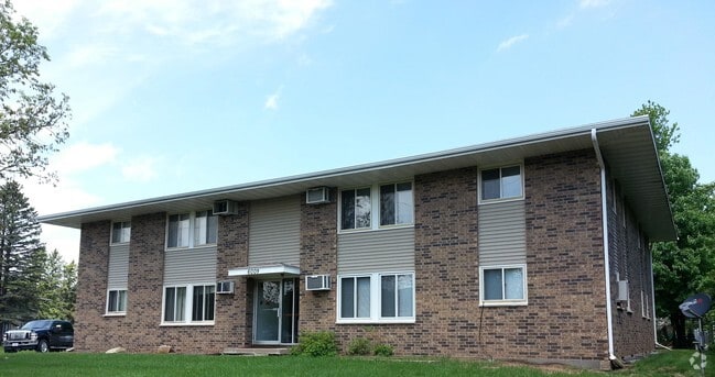 Building Photo - Lakeshore Apartments