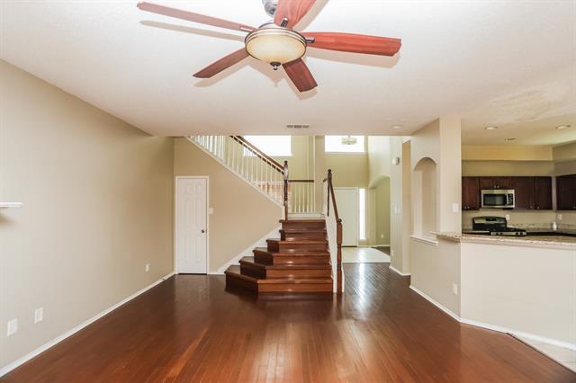 Photo - 505 Spicewood Dr