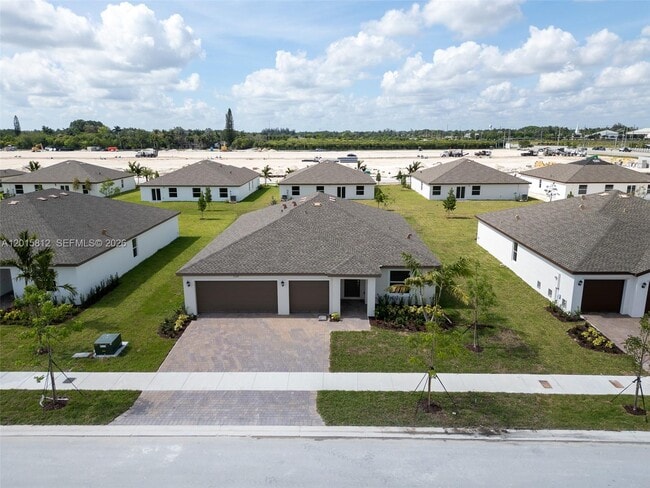 Building Photo - 17564 SW 285th St