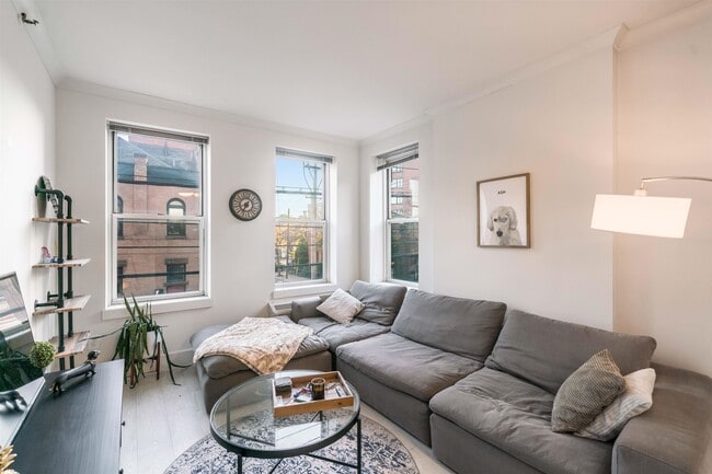 Photo - 514 Observer Hwy Unit 2W