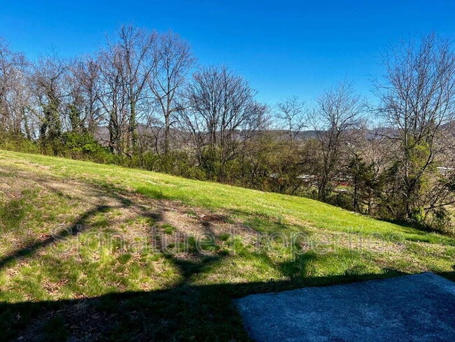 Photo - 414 Bryant Rd