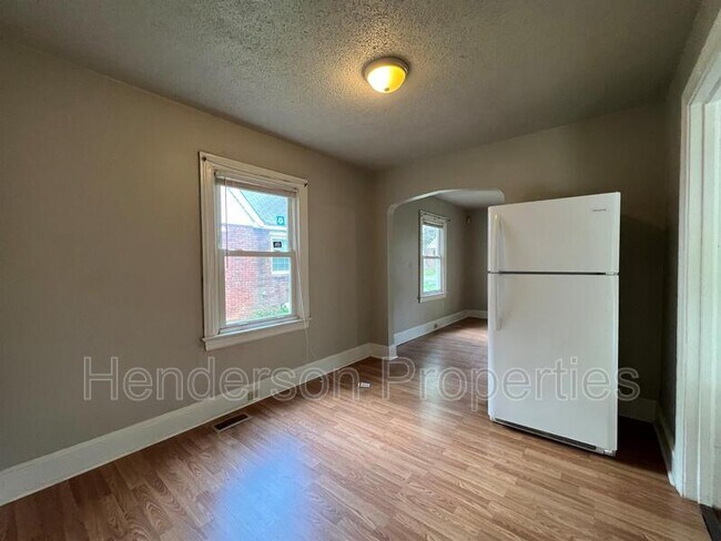 Photo - 1256 Edgewood Rd