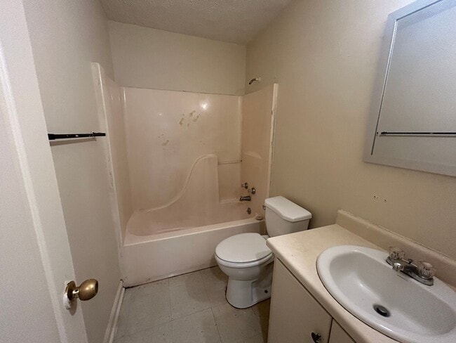 20 Tina Dr Unit 20