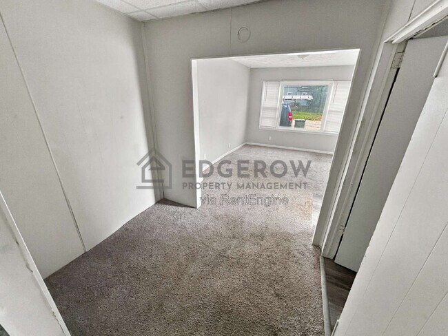 99 Houston Ave Unit 1