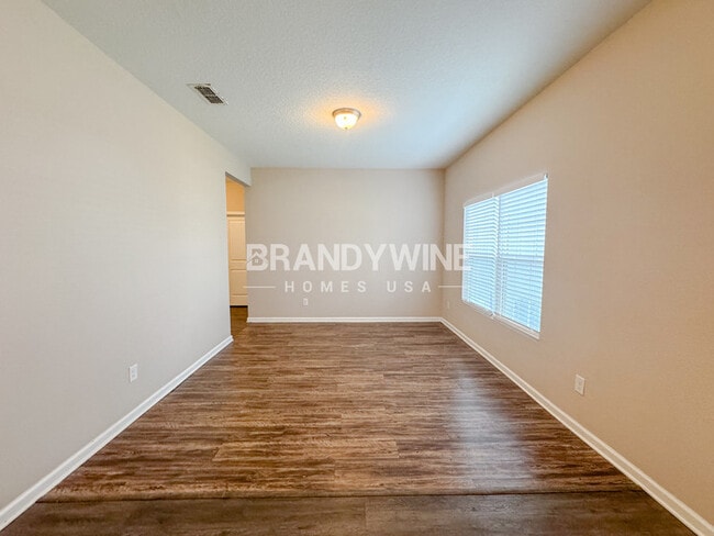 Photo - 95141 Gladiolus Pl