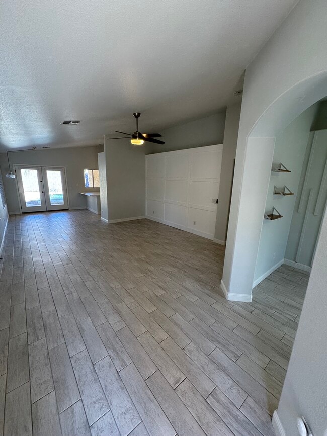 Photo - 21469 N 79th Dr